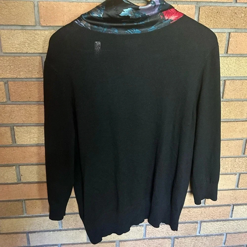 Jaclyn Smith Floral Collared Black Knit Long Sleeve Shirt Women’s Size XL - Picture 2 of 5